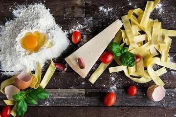 Olive Oil in Italian Cuisine: Weaving Culinary Masterpieces