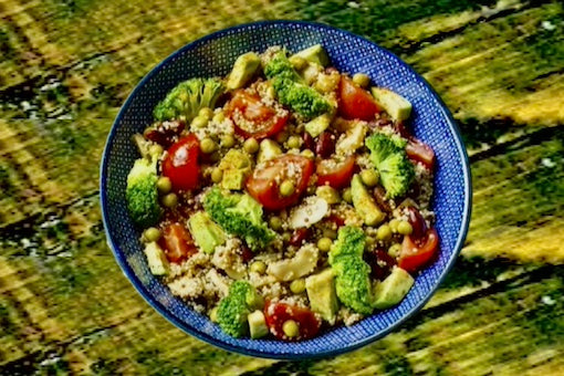 Mediterranean Quinoa Bowl