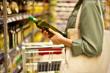 Olive Oil Price: Why Is Real Olive Oil More Expensive Than What You See in the Supermarket?