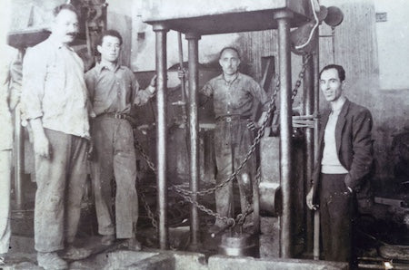 AEGEAN GOLD Extra Virgin Olive Oil